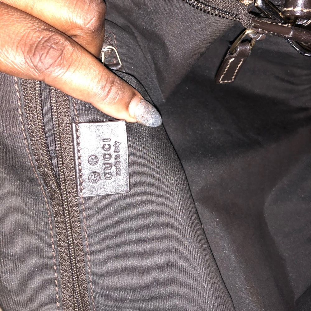 Authentic Gucci Messenger Bag - Picture 4 of 7